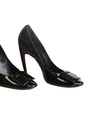 Roger Vivier pumps